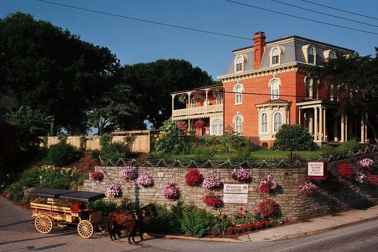 Greystone Manor Bed & Breakfast Bird-in-Hand Exterior foto
