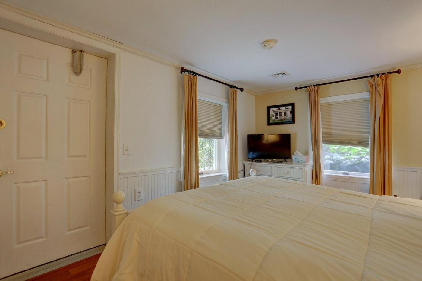 Greystone Manor Bed & Breakfast Bird-in-Hand Exterior foto
