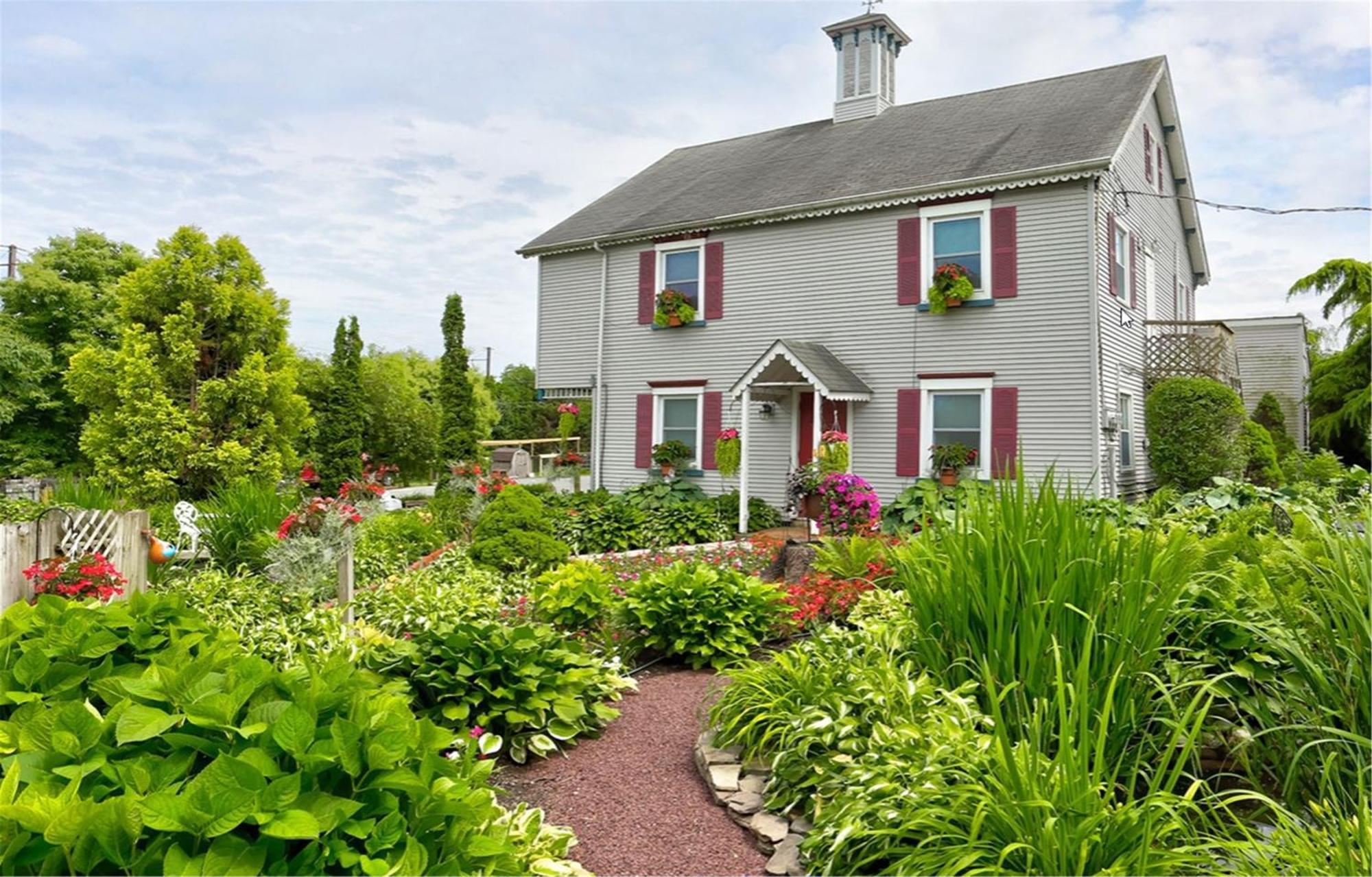 Greystone Manor Bed & Breakfast Bird-in-Hand Exterior foto