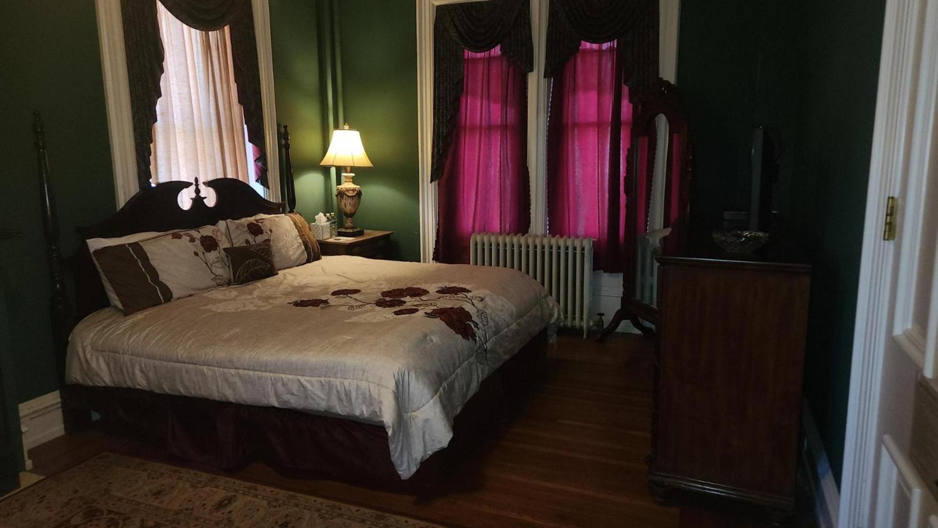 Greystone Manor Bed & Breakfast Bird-in-Hand Exterior foto