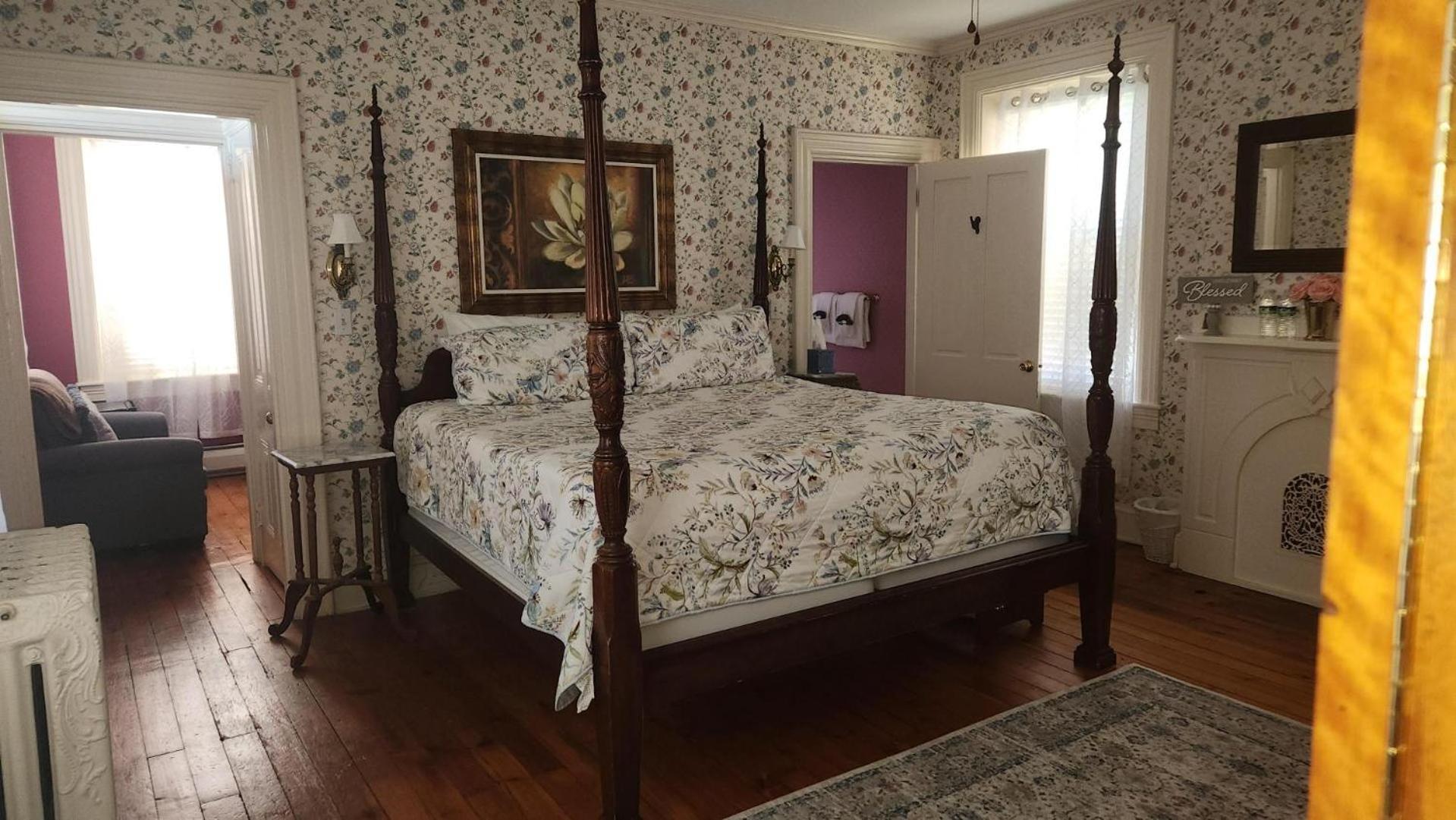 Greystone Manor Bed & Breakfast Bird-in-Hand Exterior foto